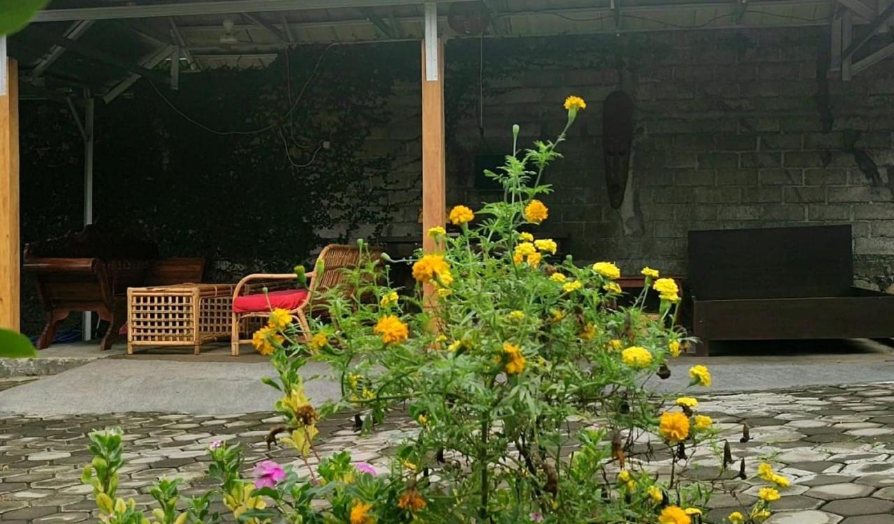Oyo 2864 Mangsit Garden Homestay Exterior foto