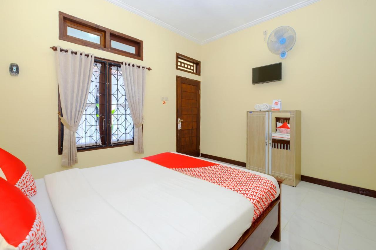 Oyo 2864 Mangsit Garden Homestay Exterior foto